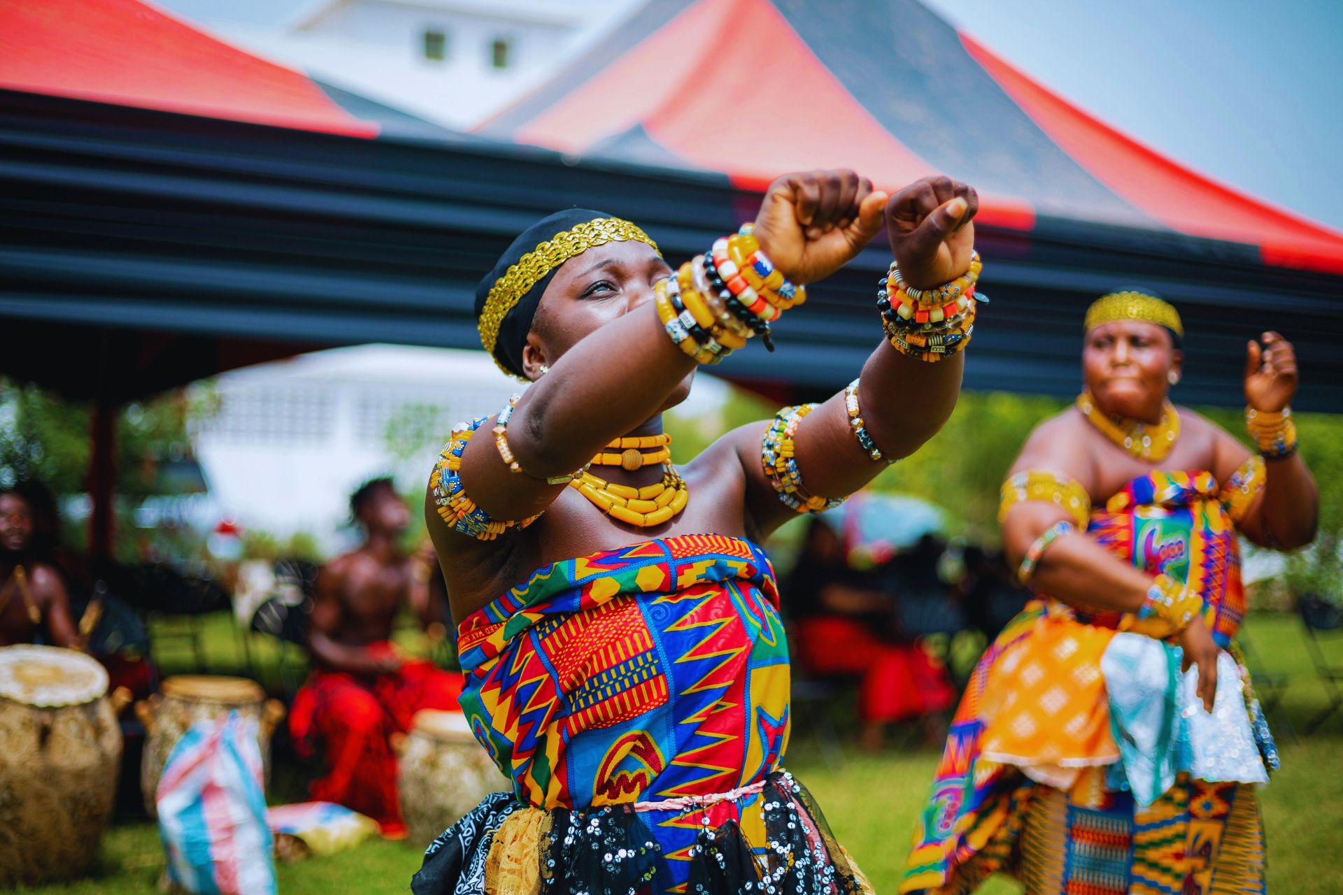 Acton Travel and Tours – Explore Ghana through the rich heritage and royal traditions of Ashanti culture.